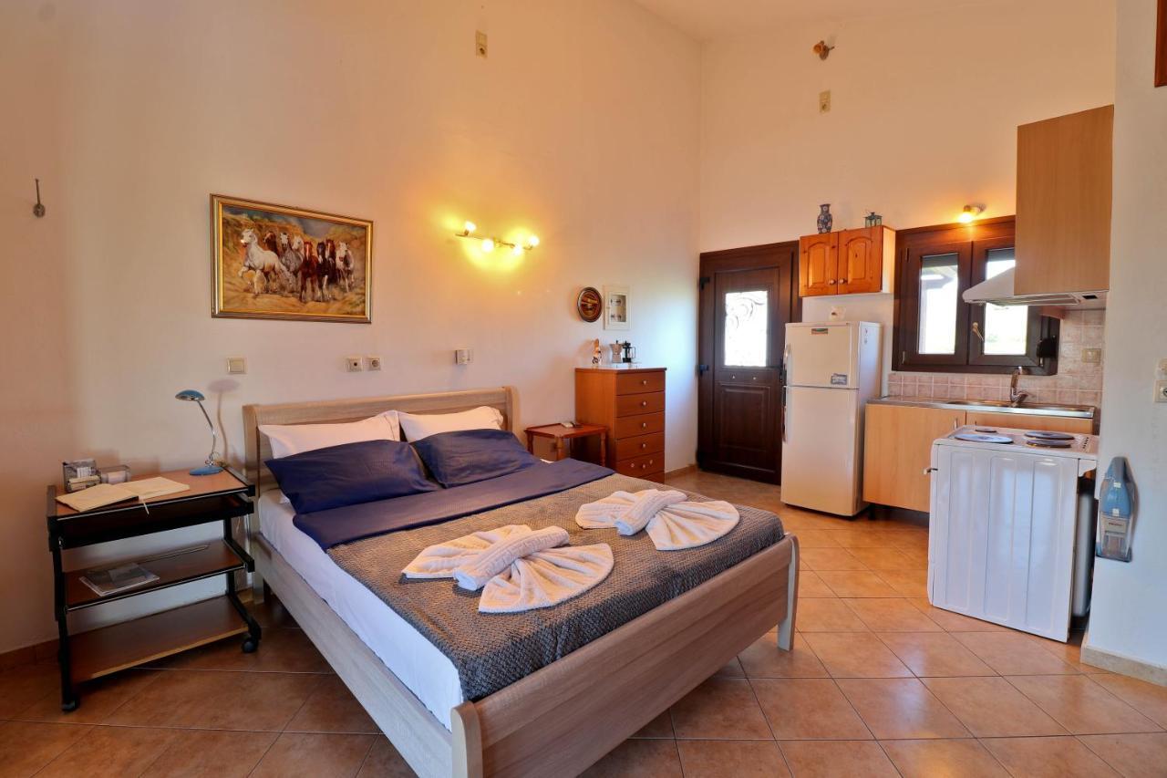 Megris Country Houses Vinglafia Exterior photo